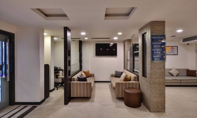 Surat Hotel | Click Hotel Yuvraj