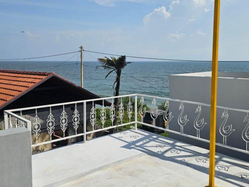 Edava House | Cliff End Beach Stay