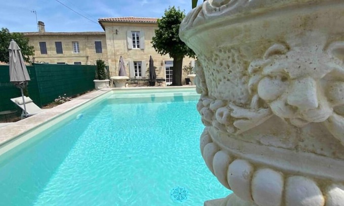 Merignas House | "Clos Antonia" quiet and stylish cottage near St Emilion and Sauternes