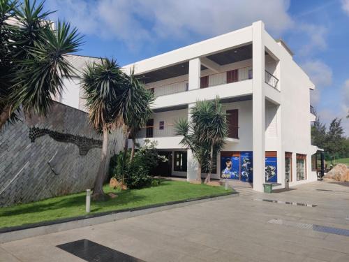 Agara Hotel | Clover Greens Golf Course and Resort