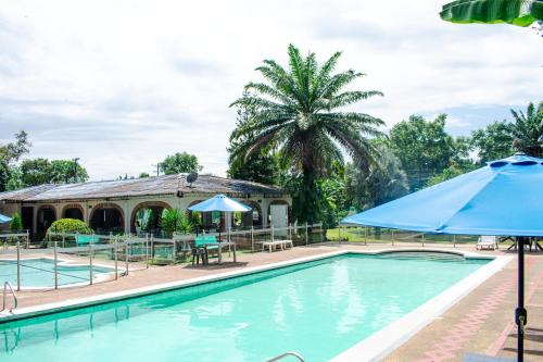 Apiay Hotel | Club Bella Suiza - Carlos Ossa Escobar