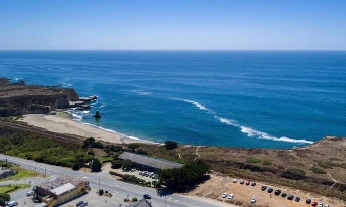 Davenport House | Coastal Cutie