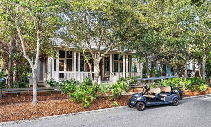 Forest District House | Coastal Elegance: with Private Pool, Bikes, Golf Cart and WaterColor Beach Club Access.