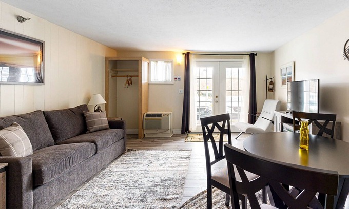 Ogunquit Condo | Coastal gem near the beach with WiFi, pool, & spacious interior