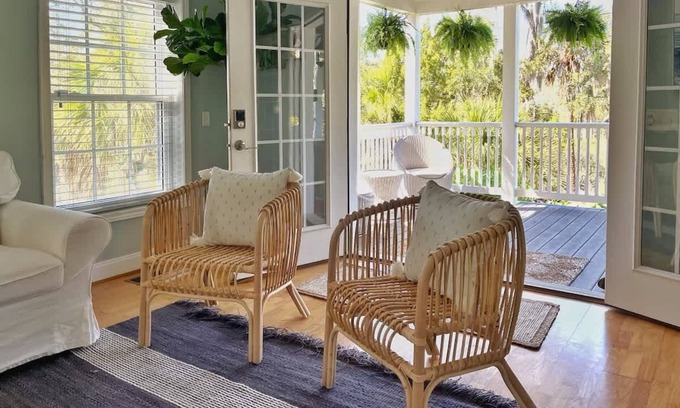Savannah House | Coastal Home w Spa Midway to Historic Savannah & Tybee Beach