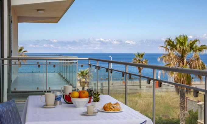 Capo d'Orlando Apartment | Cobalto - 2-bedroom apartment with large lateral sea view terrace and pool in the garden