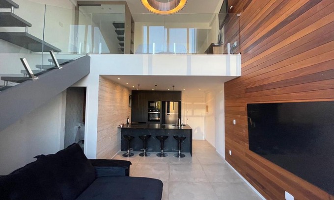 Sao Mateus Apartment | Cobertura aconchegante perto do shopping independência, home office, garagem