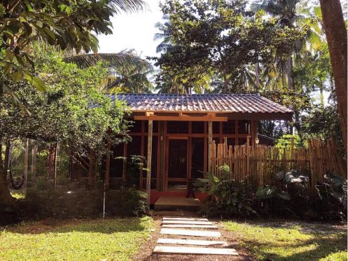 Chumphon House | CocoHut Garden