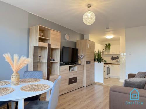 Gdansk Apartment | Coconut Apartment - 5 min to Baltic Sea