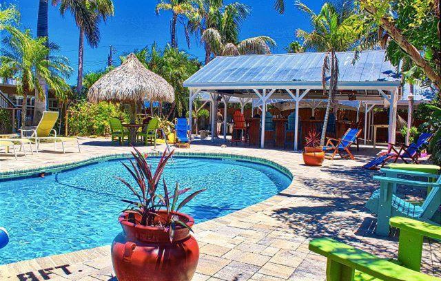 Bay Esplanade Apartment | Coconut Grove Beach Resort Suites 1 to 4