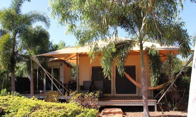 Broome Bed & Breakfast | Coconutz - Self contained eco tent with fantastic ocean views, 800 m to beach