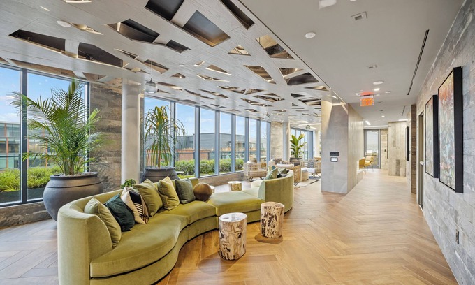Navy Yard Apartment | Coda on Half, a Placemakr Experience - Navy Yard
