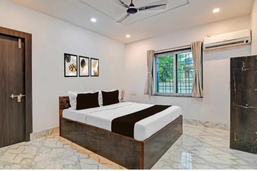 Kolkata Hotel | Collection O Shalimar Railway Station Formerly Hotel Howrah