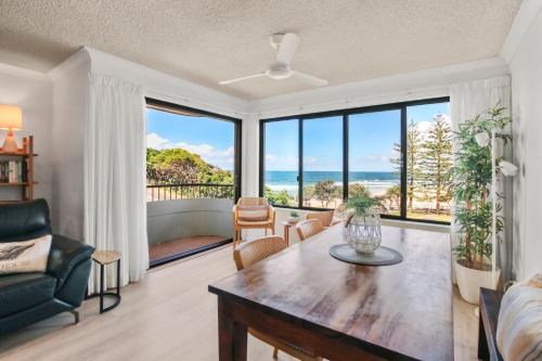 Caloundra Apartment | Columbia Point U6 7 Bulcock Beach Esp