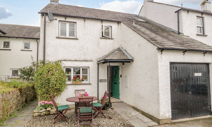 Hawkshead Cottage | COLUMBINE COTTAGE, pet friendly, with a garden in Hawkshead