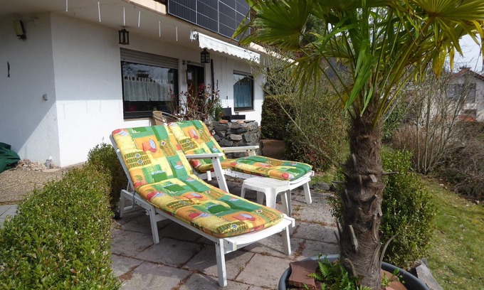 Albersweiler Apartment | Comfort FEWO in a quiet south-facing slope, with Trifelsblick, great view, 68 qm2