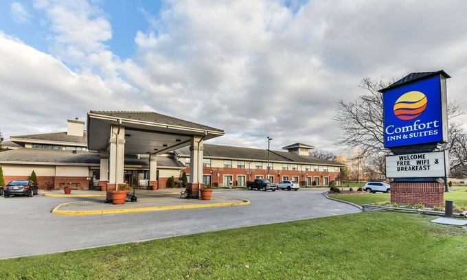 Windsor Hotel | Comfort Inn & Suites Ambassador Bridge