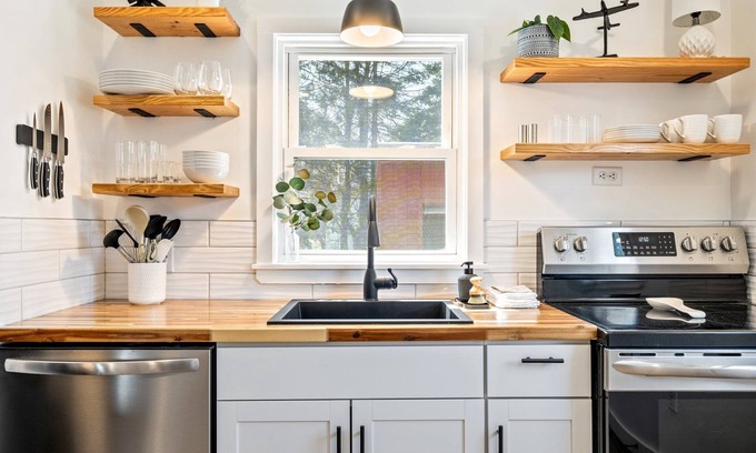 Bangor House | Comfort, Style, and Convenience