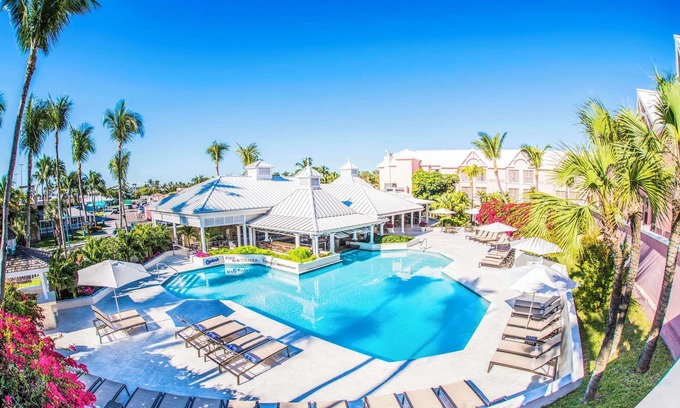 Paradise Island Hotel | Comfort Suites Paradise Island