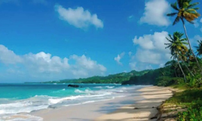 Munoz Apartment | Comfortable 2-Bedroom Apartment Near The Beach