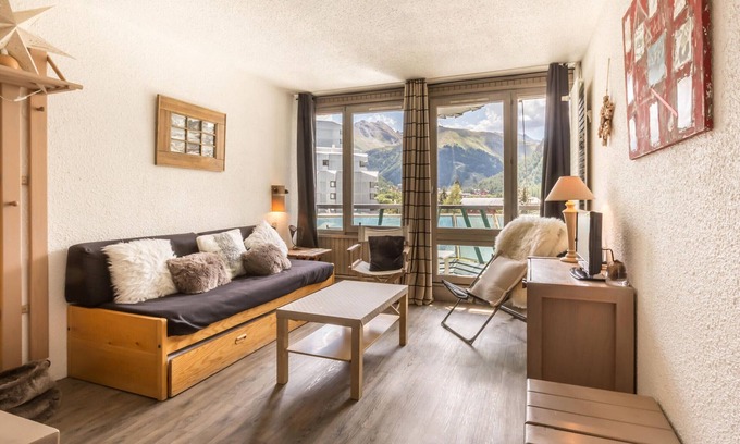 Val-d'Isere Apartment | Comfortable 2-room ski-in ski-out apartment in Val-d'Isère, pets allowed