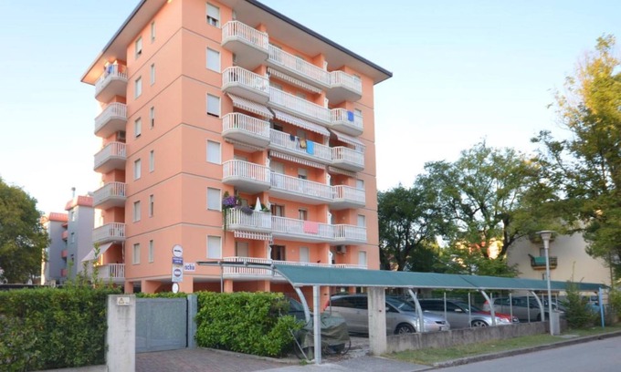 Bibione Lido dei Pini Apartment | Comfortable beachside stay