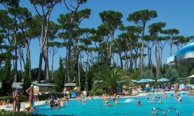 Viareggio Ski Chalet | Comfortable campsite-chalet G12 Tuscany near sea