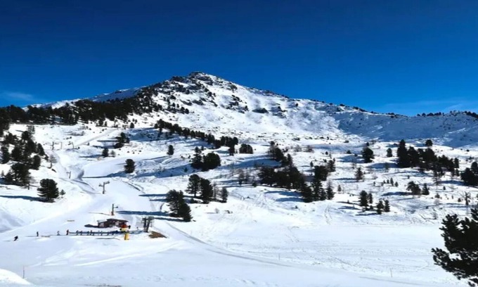 Nendaz Ski Chalet | Comfortable Chic Chalet Surrounded BY THE Beautiful Slopes OF Nendaz