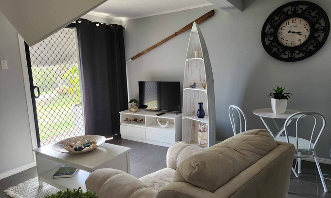River Heads Cottage | Comfortable Cottage on K'gari's (previously known as Fraser Island) doorstep