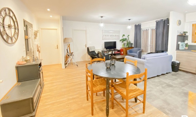 Bretigny-sur-Orge House | Comfortable house 20 minutes from Paris by RER