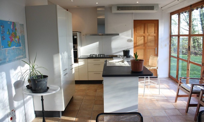 Morainvilliers Apartment | Comfortable Loft-Apartment 27 km from Paris