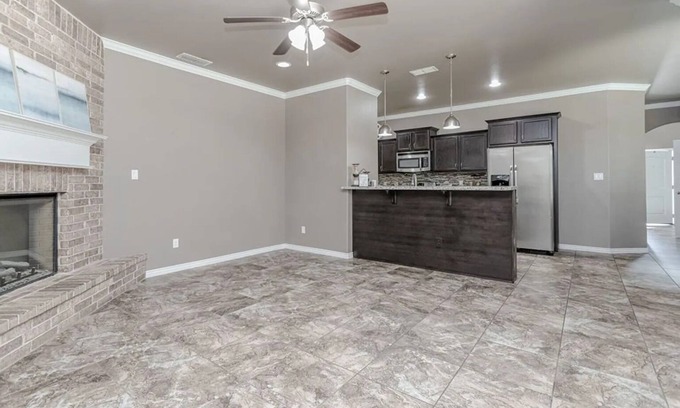 Odessa House | Comfortable Odessa Stay - 3BR, Garage, W/D, Quiet and Convenient