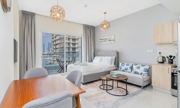 Business Bay Apartment | Comfortable Studio Stay with City Views