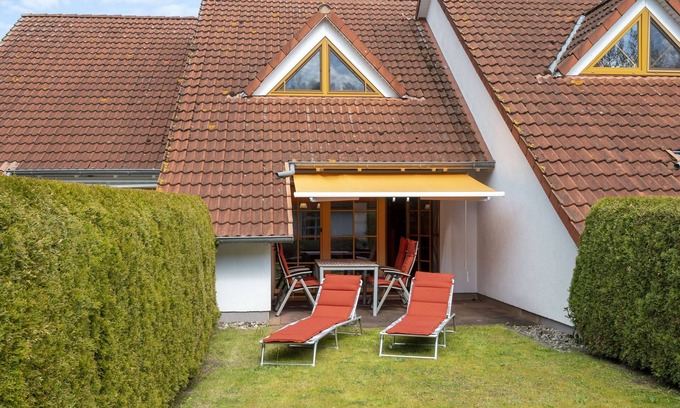 Zingst House | Comfortable terraced house in Zingst with terrace, garden and heated indoor pool