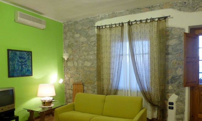 Maratea House | Comfortable two-room apartment overlooking the Gulf of Policastro