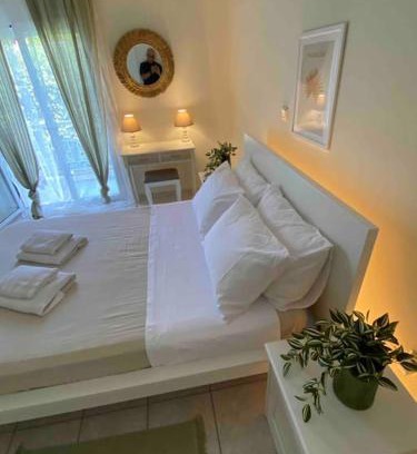 Varkiza Apartment | Comfy and Convenient by the Beach