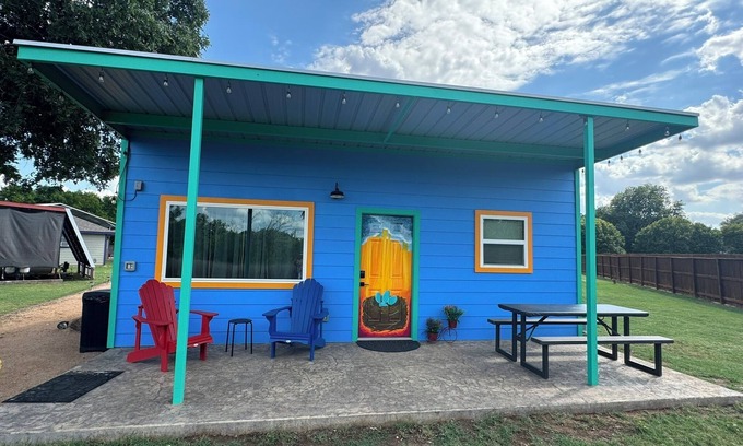 Cibolo Cabin | Comfy cabin at edge of 180 acre nature park w/pool, pickleball & volleyball