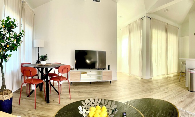 Temple City House | Comfy & calm 2 bedroom guest house near I-10, Temple city