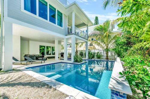 Ilexhurst House | Coming In Hot