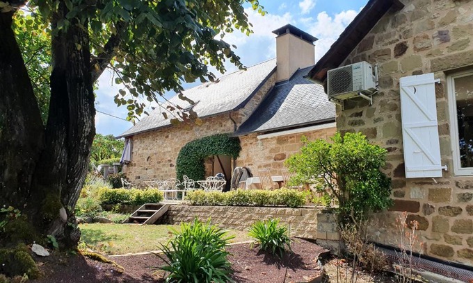 Lissac-sur-Couze Bed & Breakfast | Comme à la maison