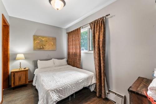 Airport Heights Community Council House | Compact But Cozy Too