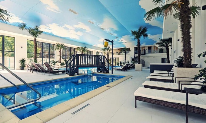 Moinesti Hotel | Complex Parc Pini Moinesti