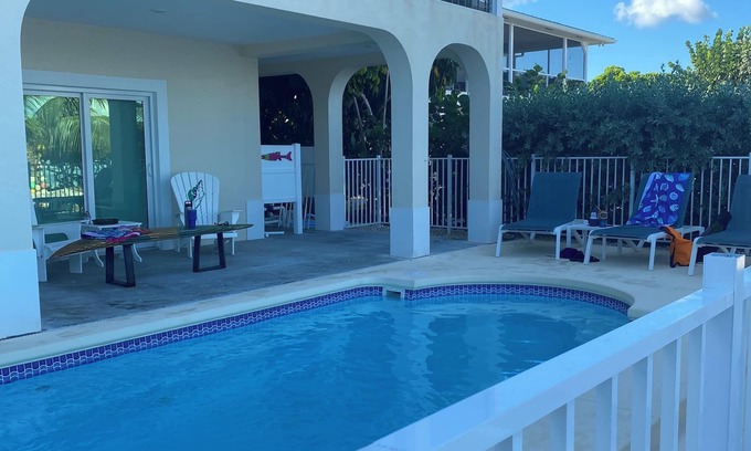 Little Torch Key House | Conch House - Ocean front with dock and pool
