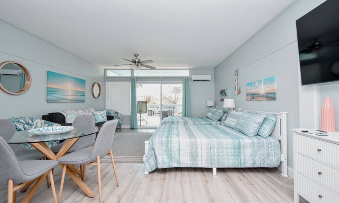 Cedar Key Condo | Condo 123 Cozy 1-bedroom condo in charming Cedar Key with WiFi, AC