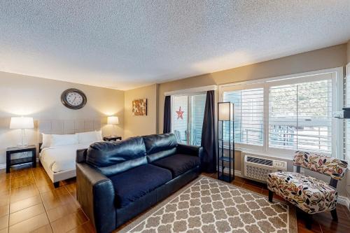 Craigleith Hotel | Condo 204 at North Creek Resort