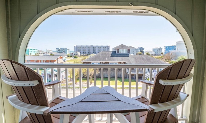 Carolina Beach Condo | Condo in the heart of Downtown Carolina Beach