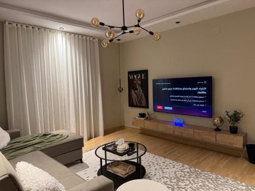 Jeddah Apartment | Condo on King Road in Al-Basateen