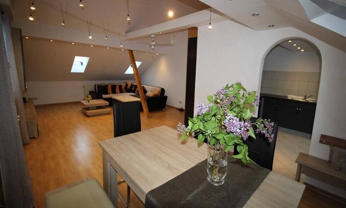 Wertheim Condo | Condo-Private Bathroom-Ferienwohnung
