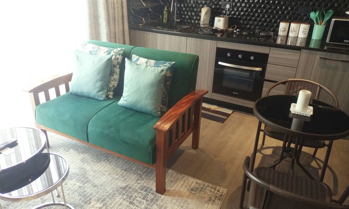 Nairobi Apartment | Condo Studio with WiFi-Rooftop Gym-Pool & Restaurant