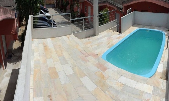 Guarapari Ski Chalet | Condominium of ten chalets and swimming pool for guests. Excellent cost benefit.